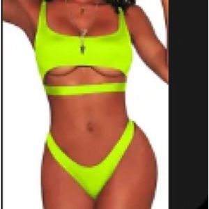 Never worn. Swim wear M cheeky. 2 total.